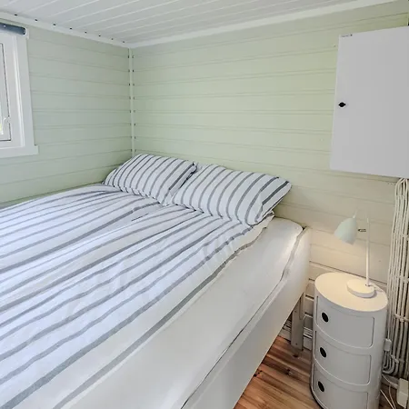 Holiday home Heiahytta Fredvang