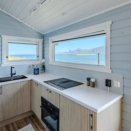 Beach side HeiaHytta in Fredvang Ferienhaus Fredvang