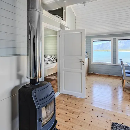 Holiday home Heiahytta Fredvang