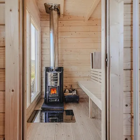 Heiahytta Holiday home *