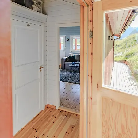 Holiday home Heiahytta Fredvang