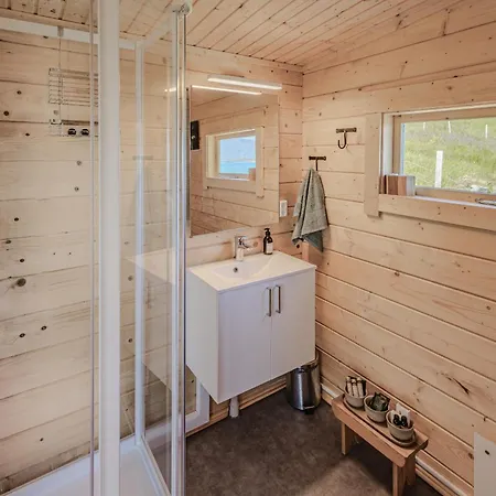 Holiday home Heiahytta